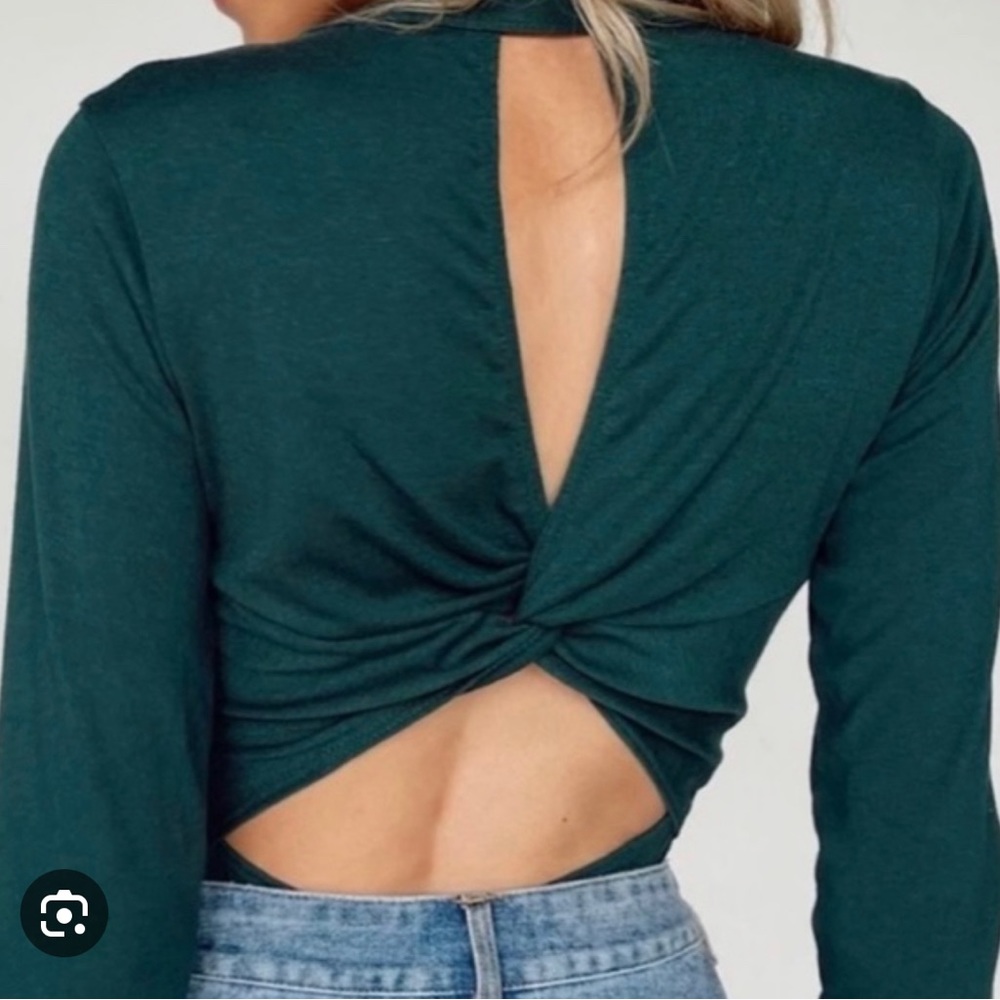 Long-Sleeve Twist Back Top in Dark Teal